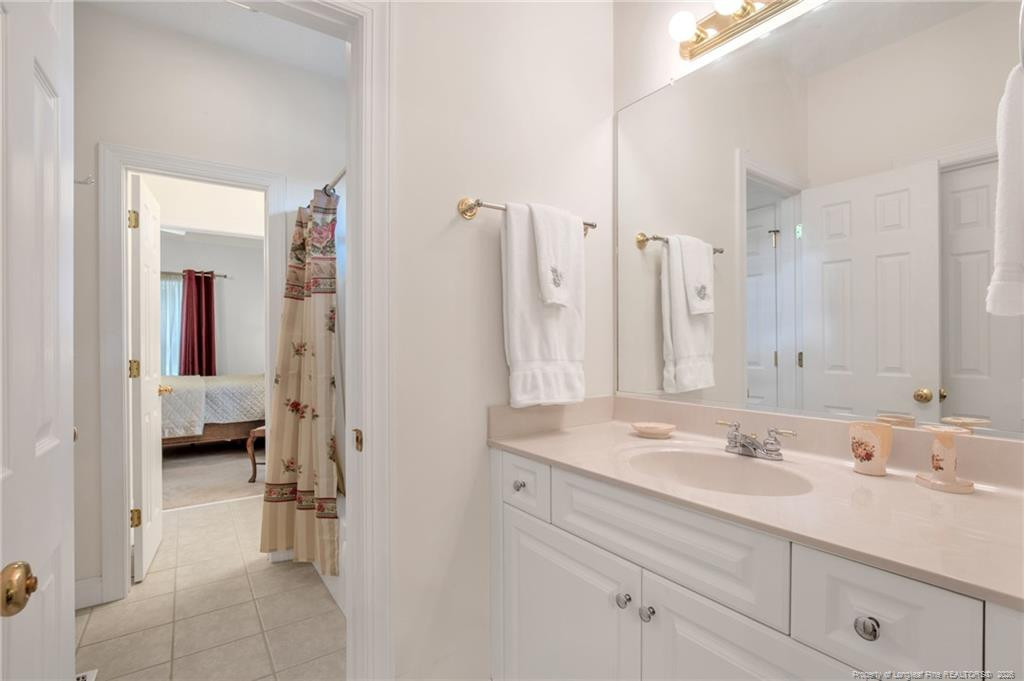 5 Fur Court E Property Photo 25