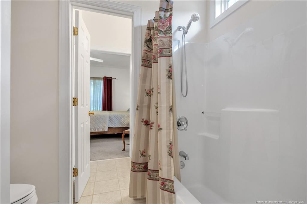5 Fur Court E Property Photo 26