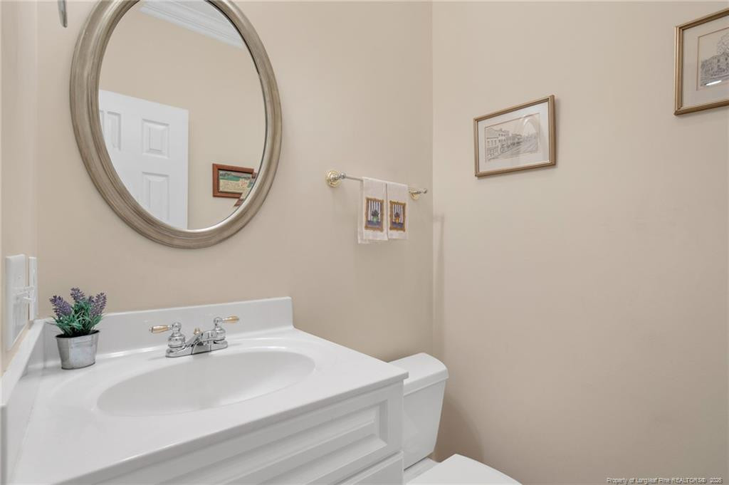 5 Fur Court E Property Photo 30