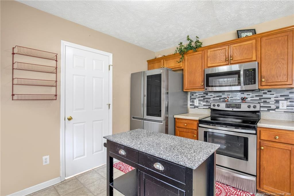 112 Hosta Drive Property Photo 13