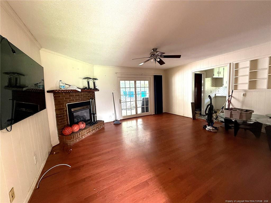 4919 Mandel Road Property Photo 13