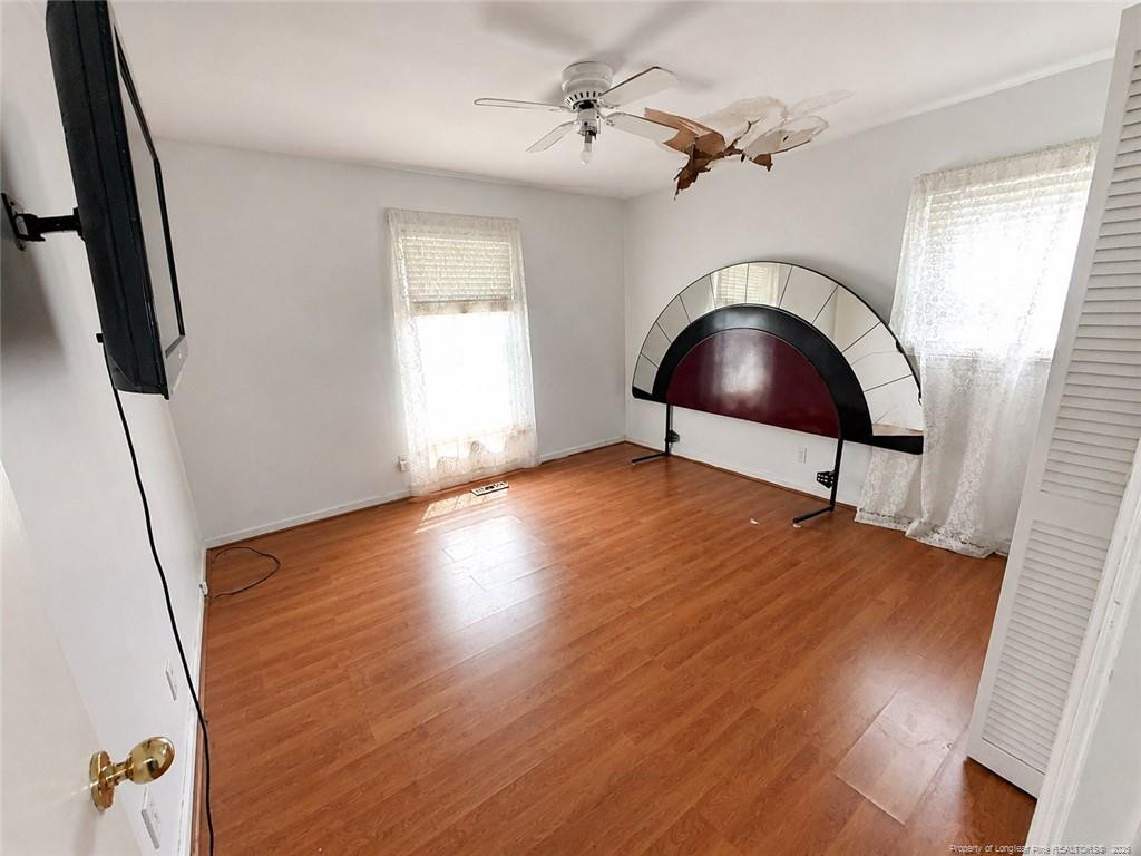 4919 Mandel Road Property Photo 19