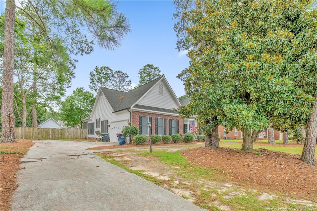 5437 Labrador Drive Property Photo 2
