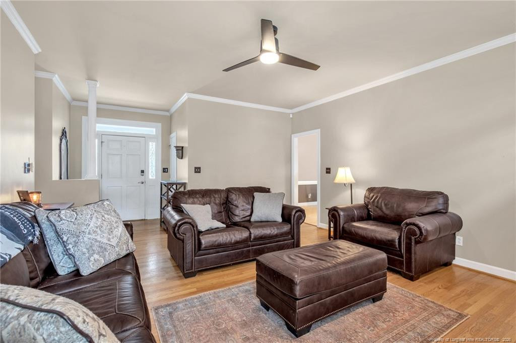 5437 Labrador Drive Property Photo 7