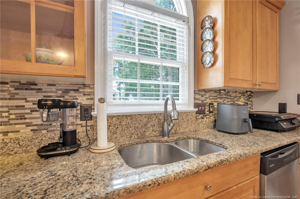 5437 Labrador Drive Property Photo 16