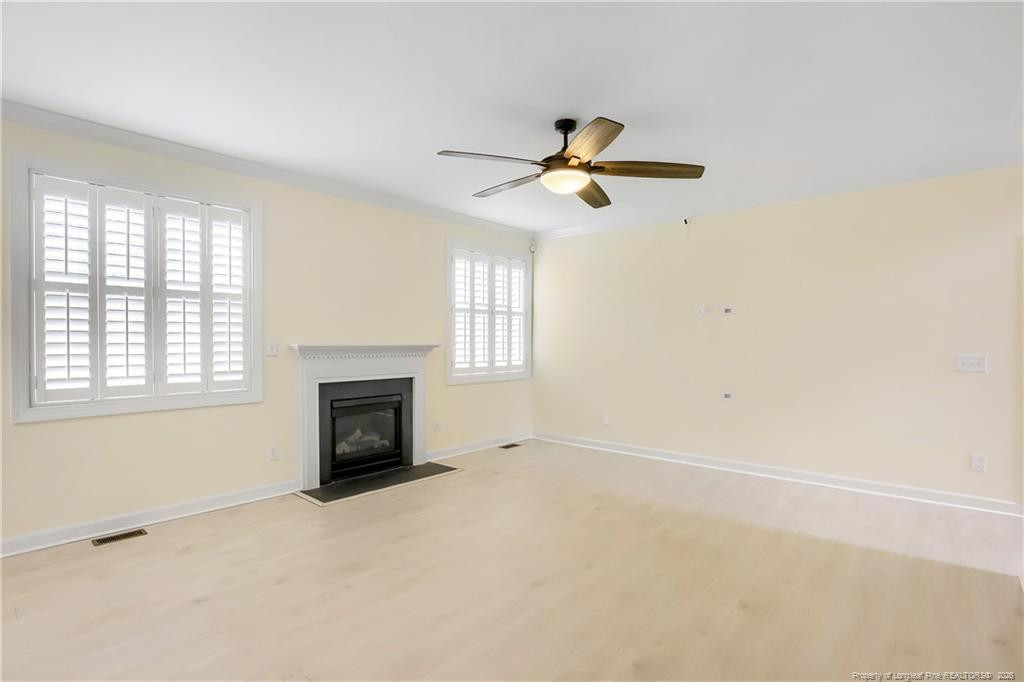 1413 Lagerfeld Way Property Photo 4