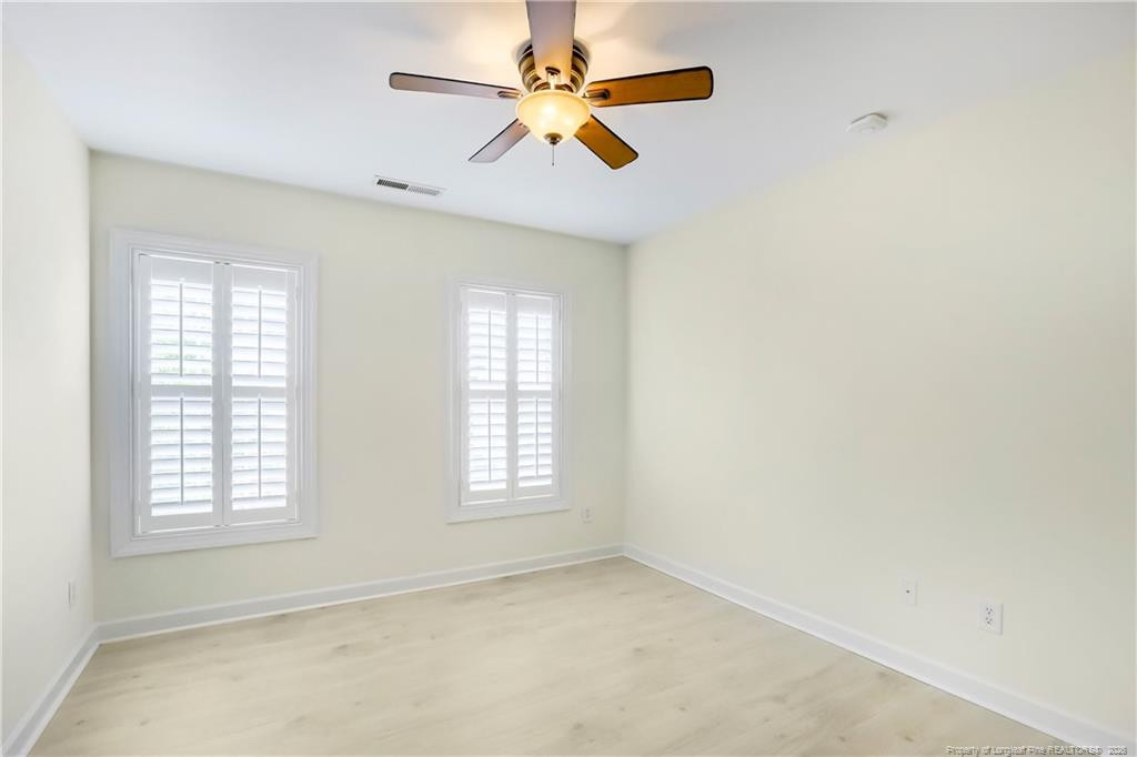 1413 Lagerfeld Way Property Photo 15
