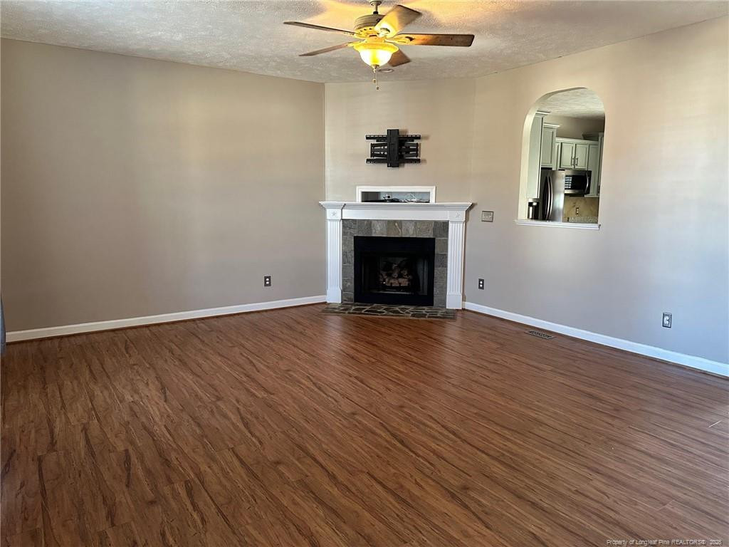 3912 Barclay Way Property Photo 2