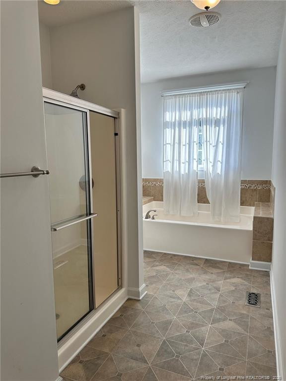 3912 Barclay Way Property Photo 10