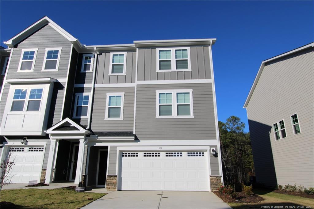 510 Light Oak Way Property Photo 1