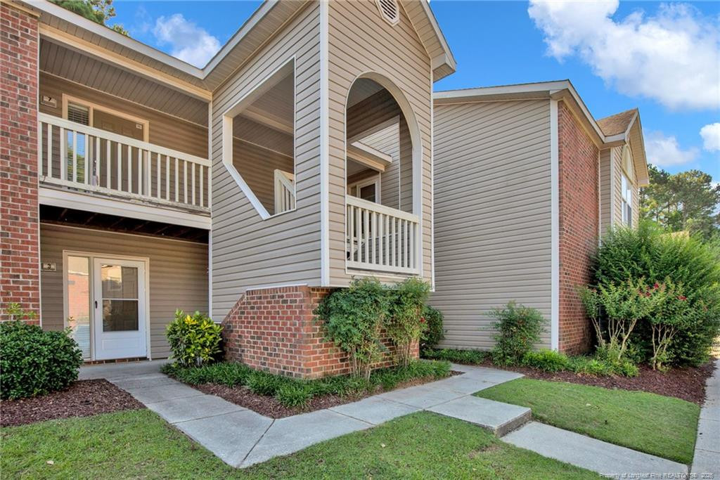 672 Bartons Landing Place 8 Property Photo 3