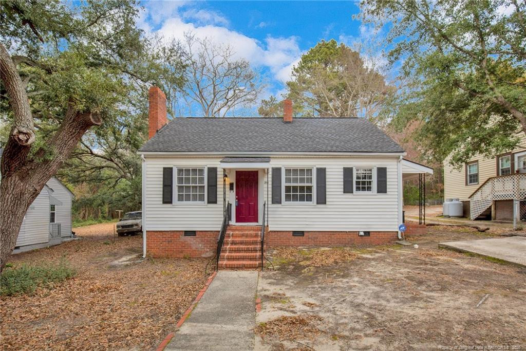 216 Hawthorne Road Property Photo 1