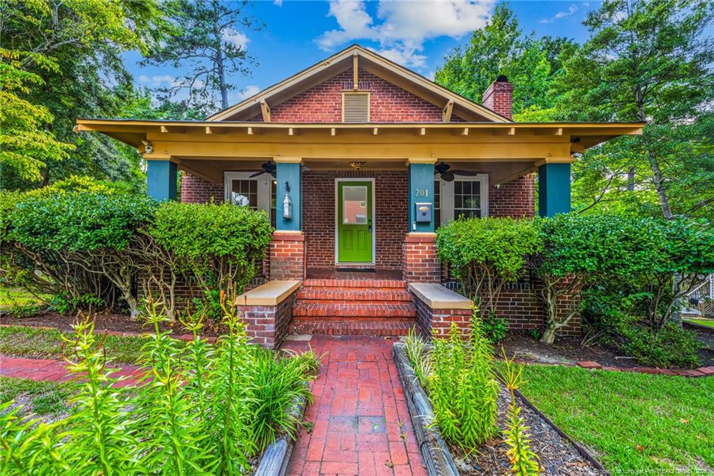 201 Woodside Avenue Property Photo 1