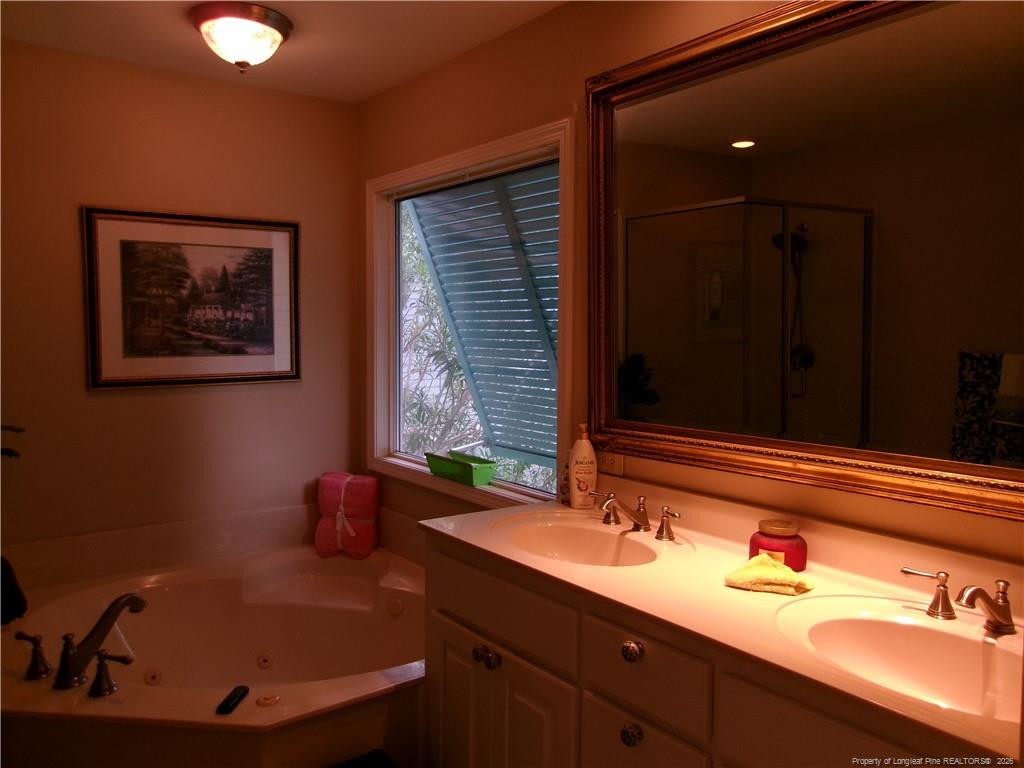 516 Twisted Oak Lane Property Photo 27