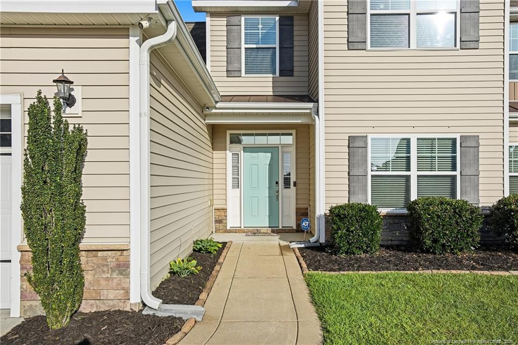 328 Whitestone Drive Property Photo 1