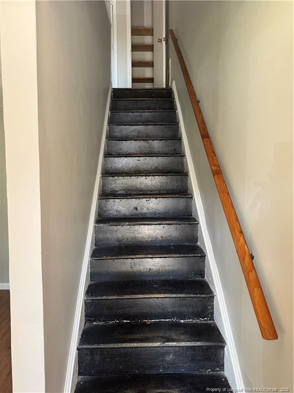 5864-5870 Aftonshire Drive Property Photo 6