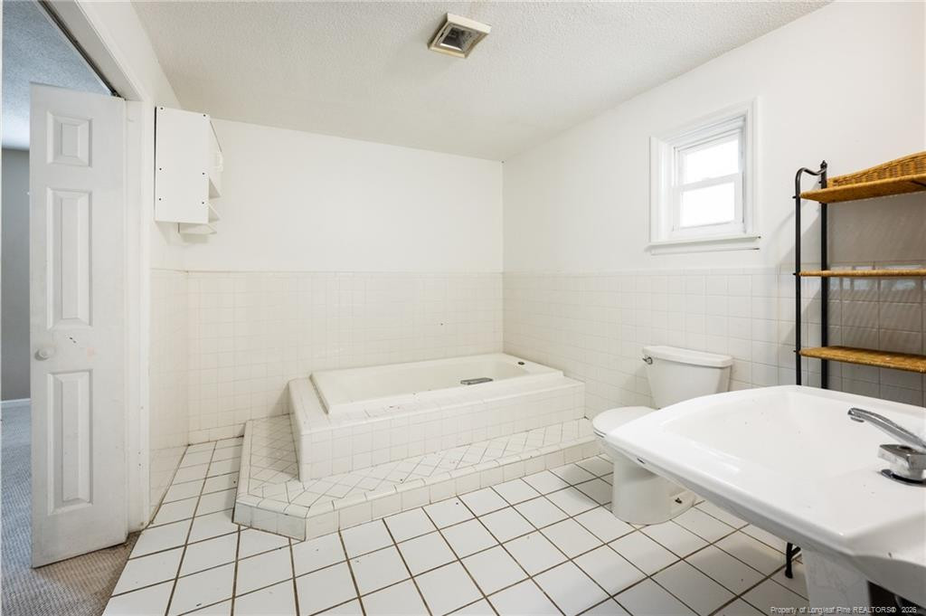 413 Seymour Street Property Photo 10