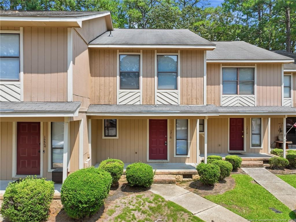 1218 Huntsman Court Property Photo 1