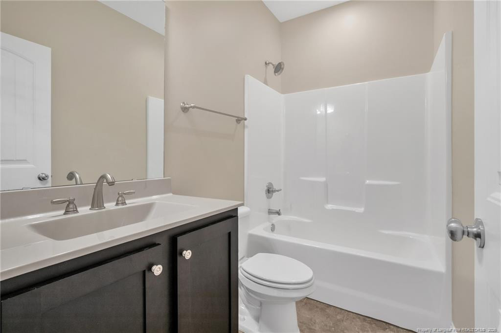 3729 Glencourse Way Property Photo 28