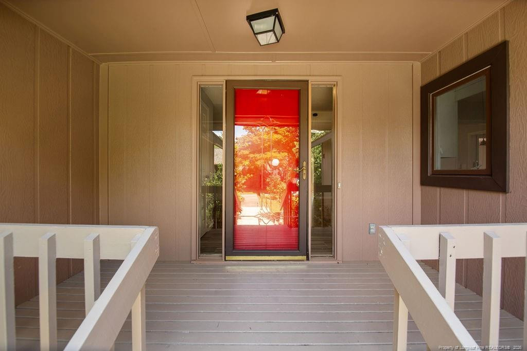 6719 Irongate Drive B Property Photo 4