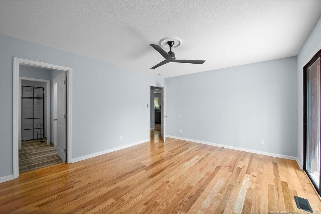 6719 Irongate Drive B Property Photo 16