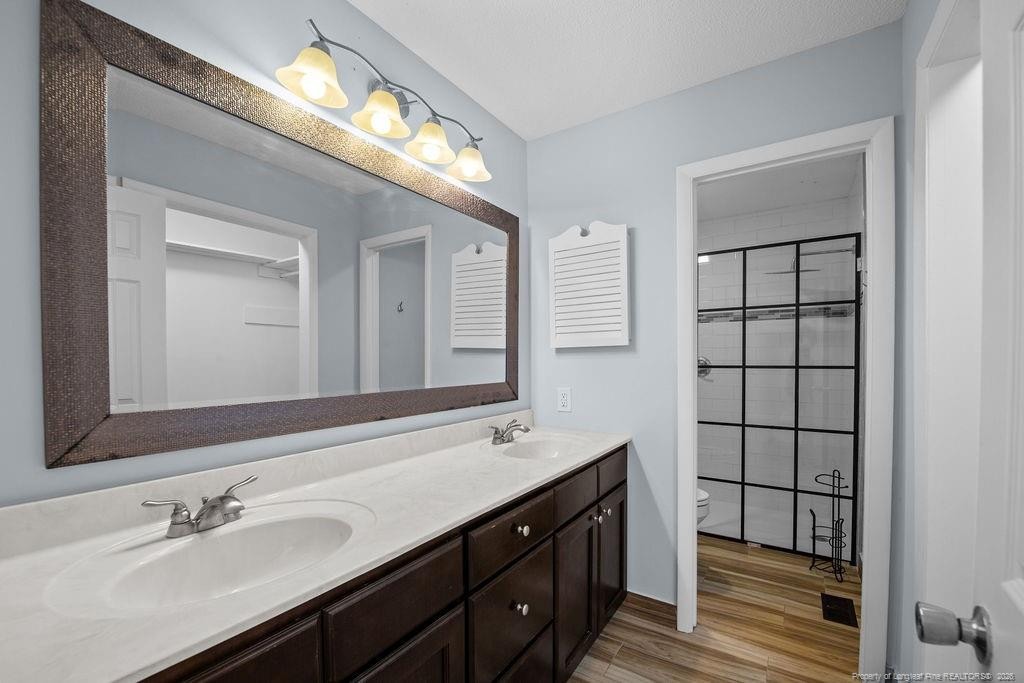 6719 Irongate Drive B Property Photo 17