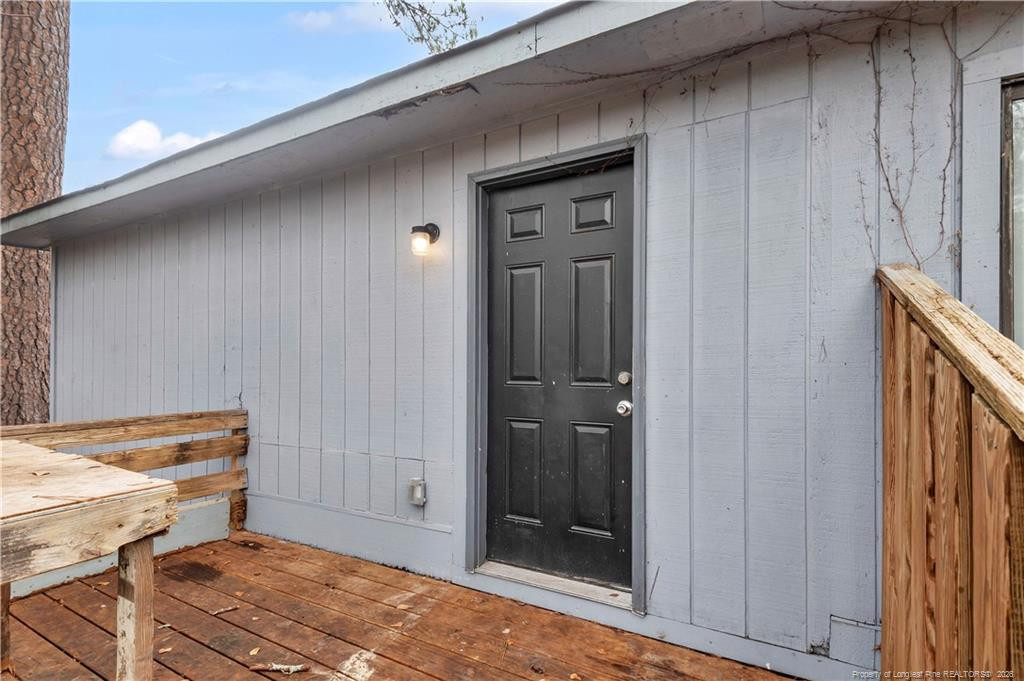 5801-5807 Aftonshire Drive Property Photo 17
