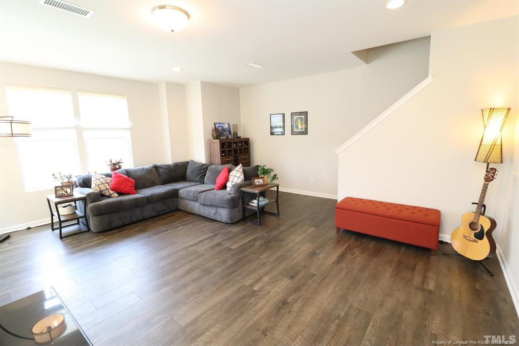 584 Grand Central Station Property Photo 15