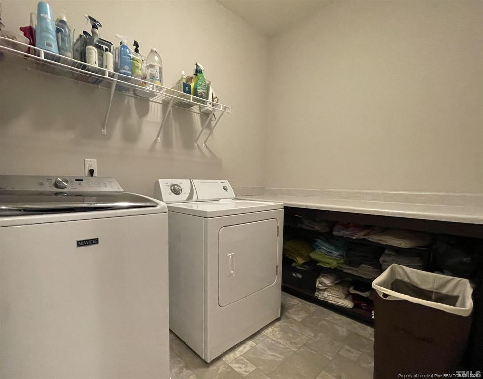 584 Grand Central Station Property Photo 33