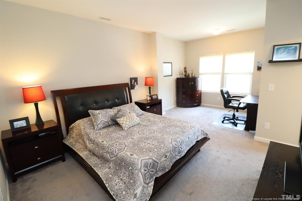 584 Grand Central Station Property Photo 34
