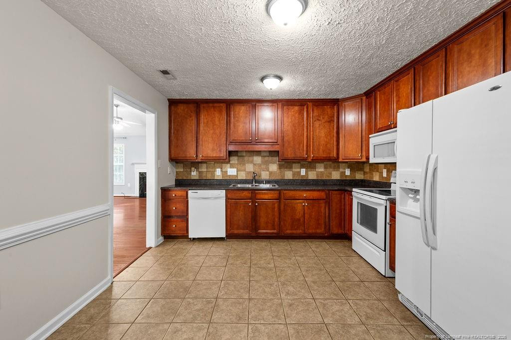 161 Oakmont Drive Property Photo 9