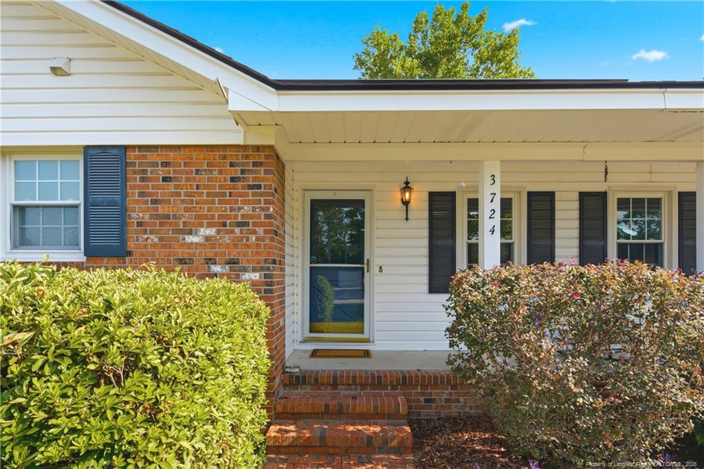 3724 Masters Drive Property Photo 4