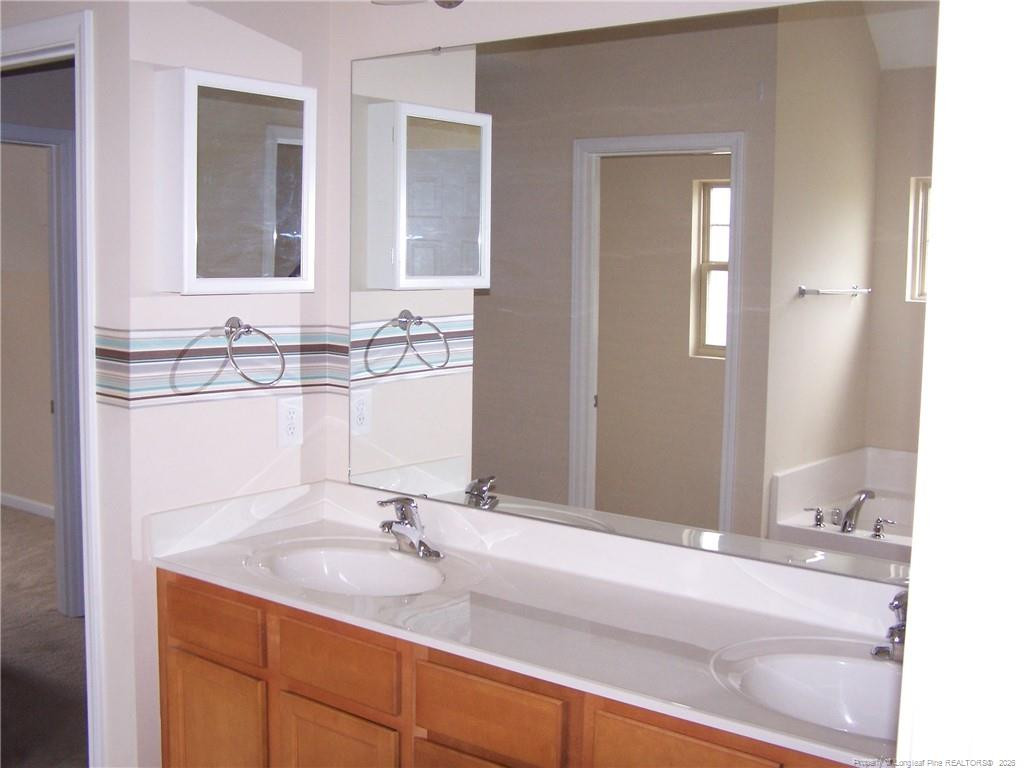 70 Carlisle Place Property Photo 12