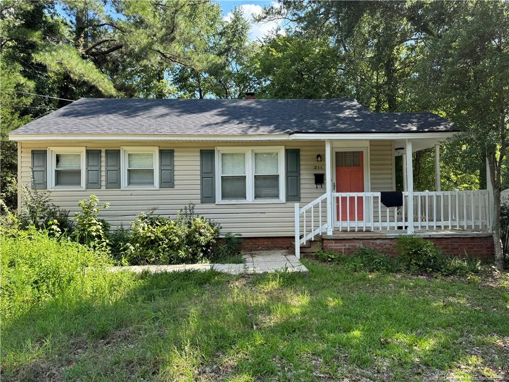 211 Langdon Street Property Photo 1