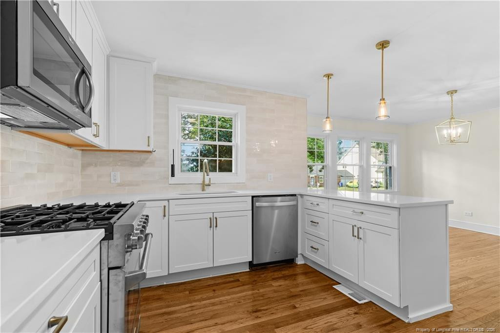 513 Raleigh Street Property Photo 13