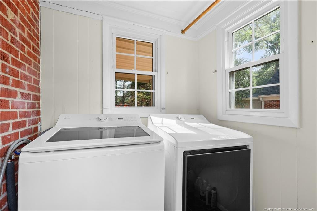 513 Raleigh Street Property Photo 34