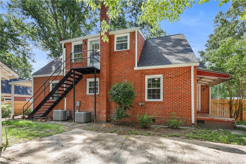 513 Raleigh Street Property Photo 35