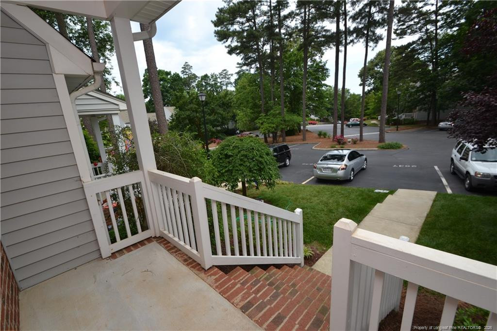 2637 Broad Oaks Place Property Photo 2