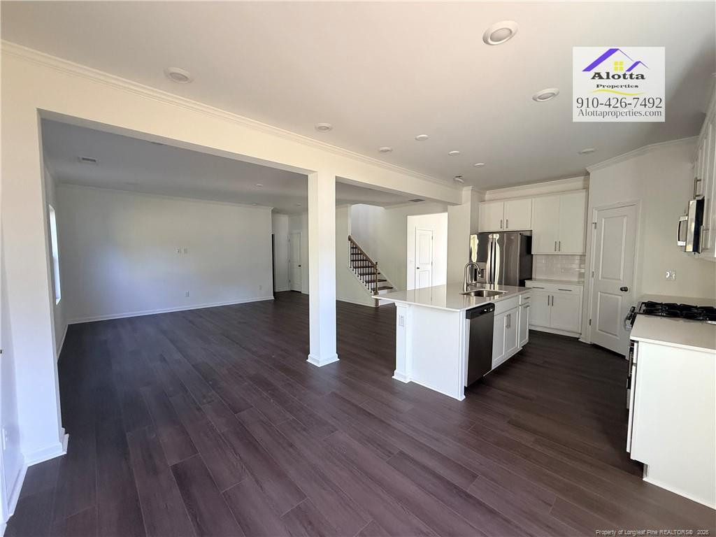156 Hanover Drive Property Photo 8