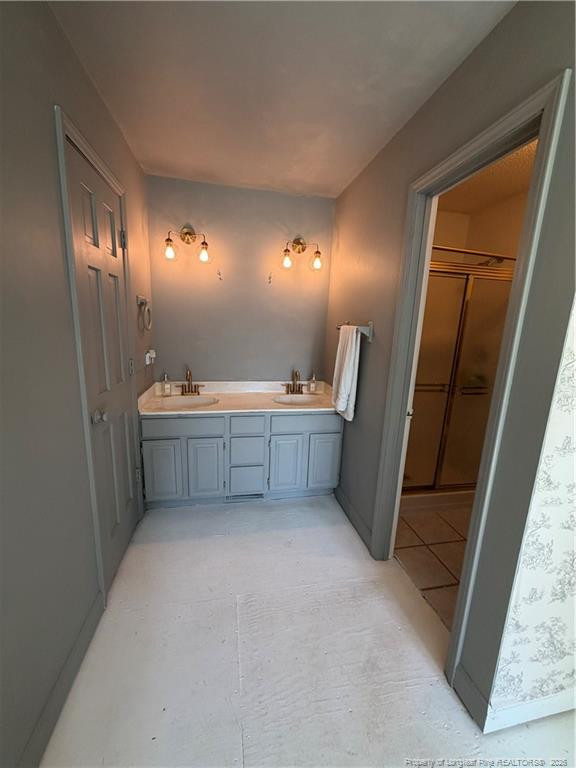 6605 Walnut Cove Drive Property Photo 15