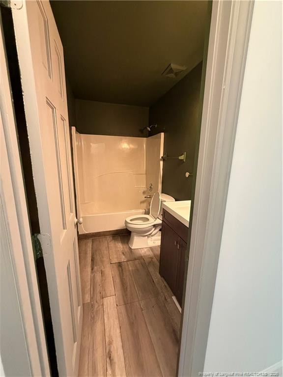 6605 Walnut Cove Drive Property Photo 18
