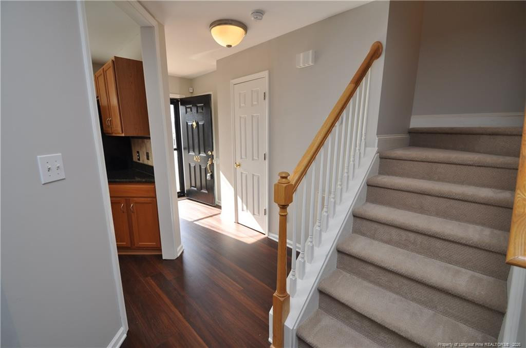 402 Knightsborough Way Property Photo 17