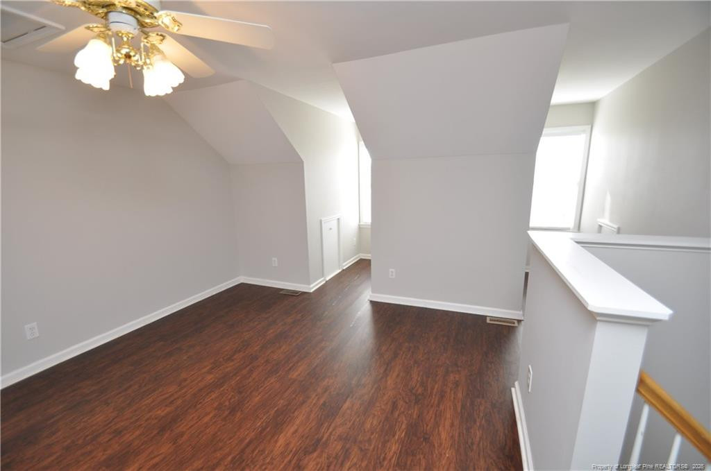 402 Knightsborough Way Property Photo 33