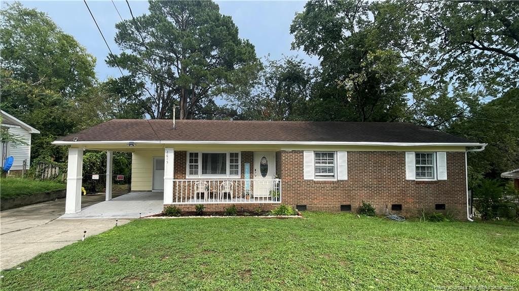 2615 Dinsmore Drive Property Photo 1