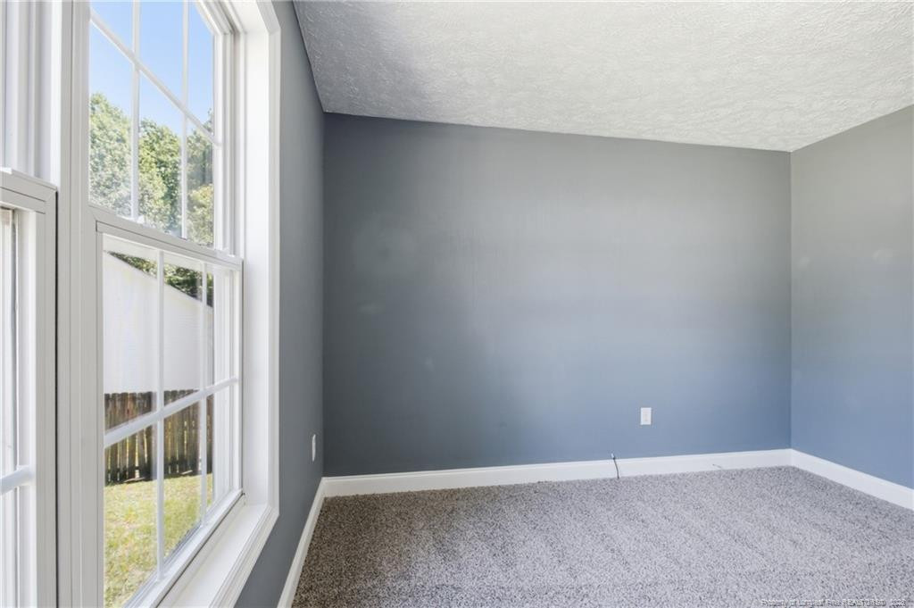 30 Weymouth Circle Property Photo 6