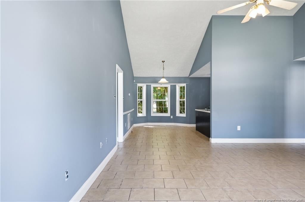 30 Weymouth Circle Property Photo 32