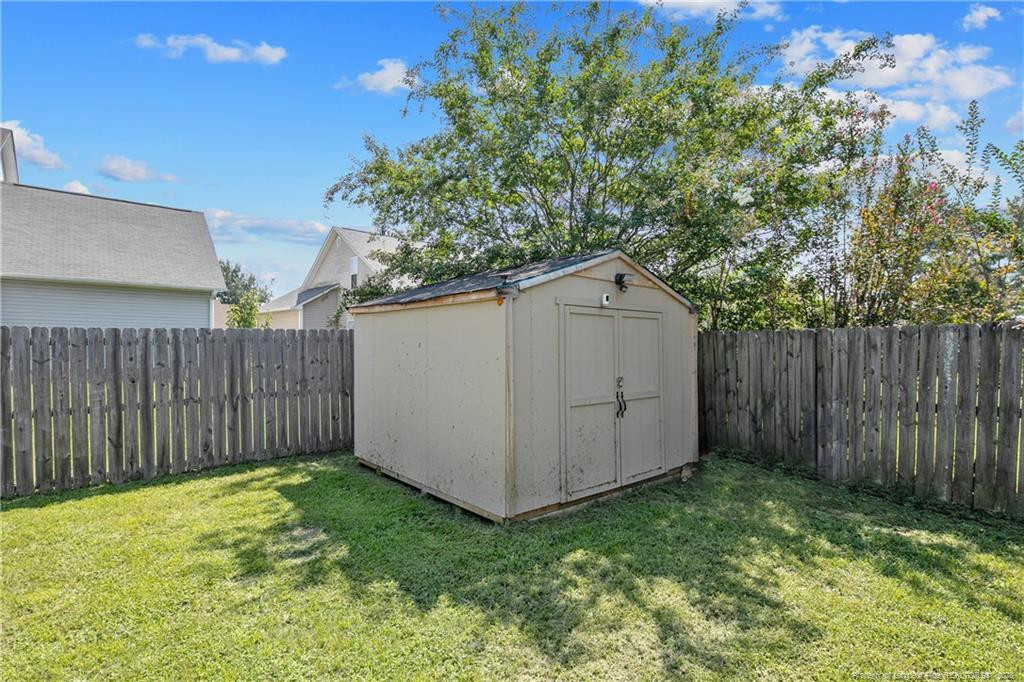 5617 Prestonfield Lane Property Photo 36