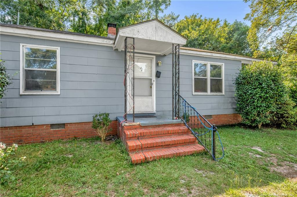 104 E Cottingham Street Property Photo 2