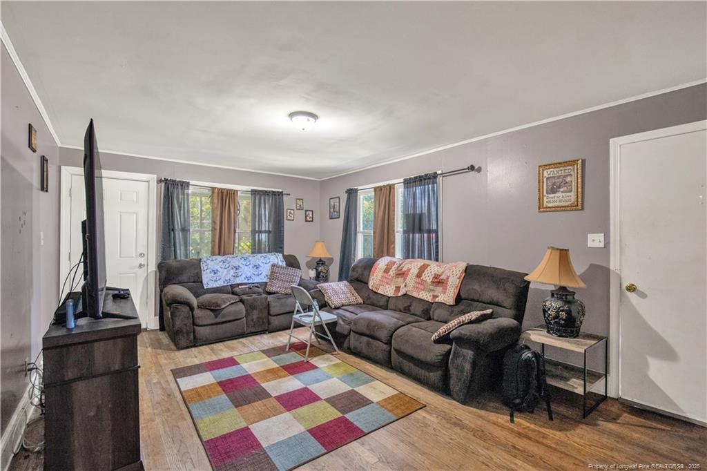 104 E Cottingham Street Property Photo 6
