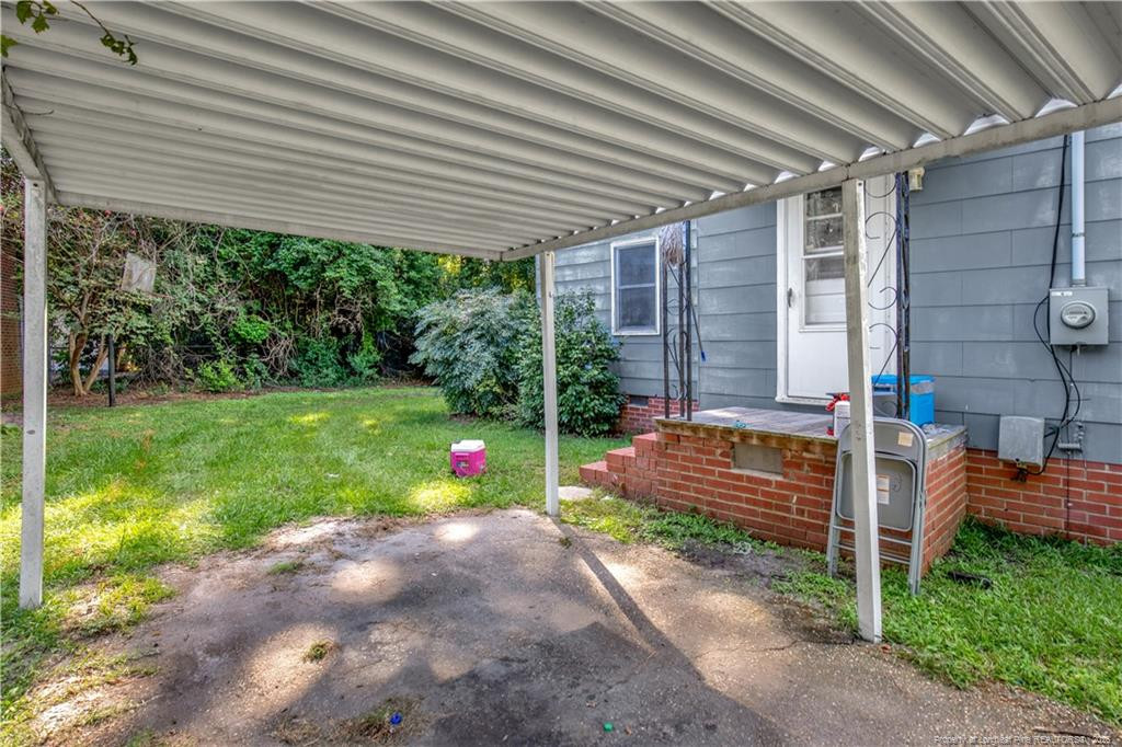 104 E Cottingham Street Property Photo 20